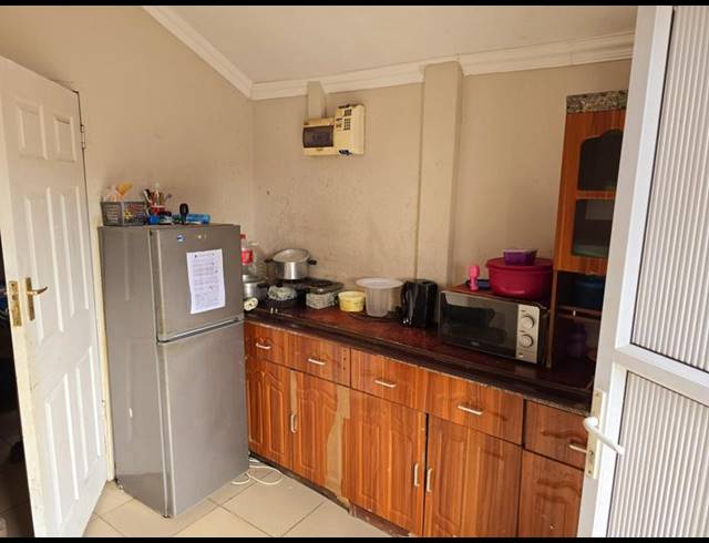 2 BEDROOM COMPLEX FOR SALE IN SARNIA